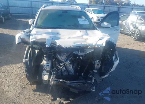 2019 Jeep Cherokee Latitude Plus Fwd from USA, damaged, VIN 1C4PJLLBXKD202138